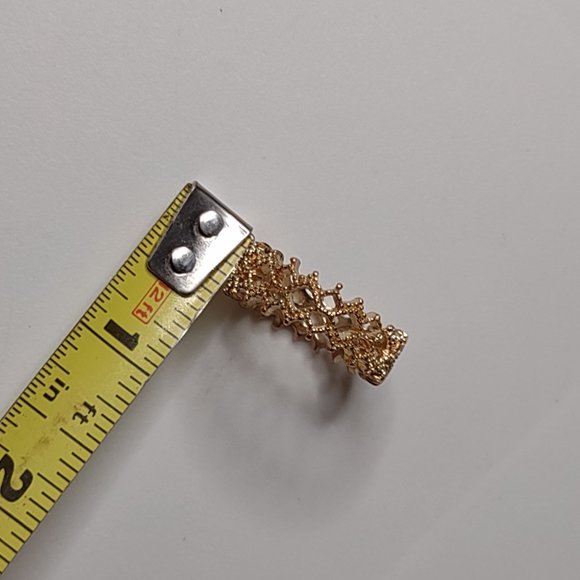 Gold Tone Lightweight Metal Size 9.5 Ring - Picture 10 of 12